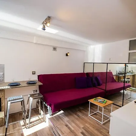 Апартаменты Mini-loft Les Pieds Dans L'eau
